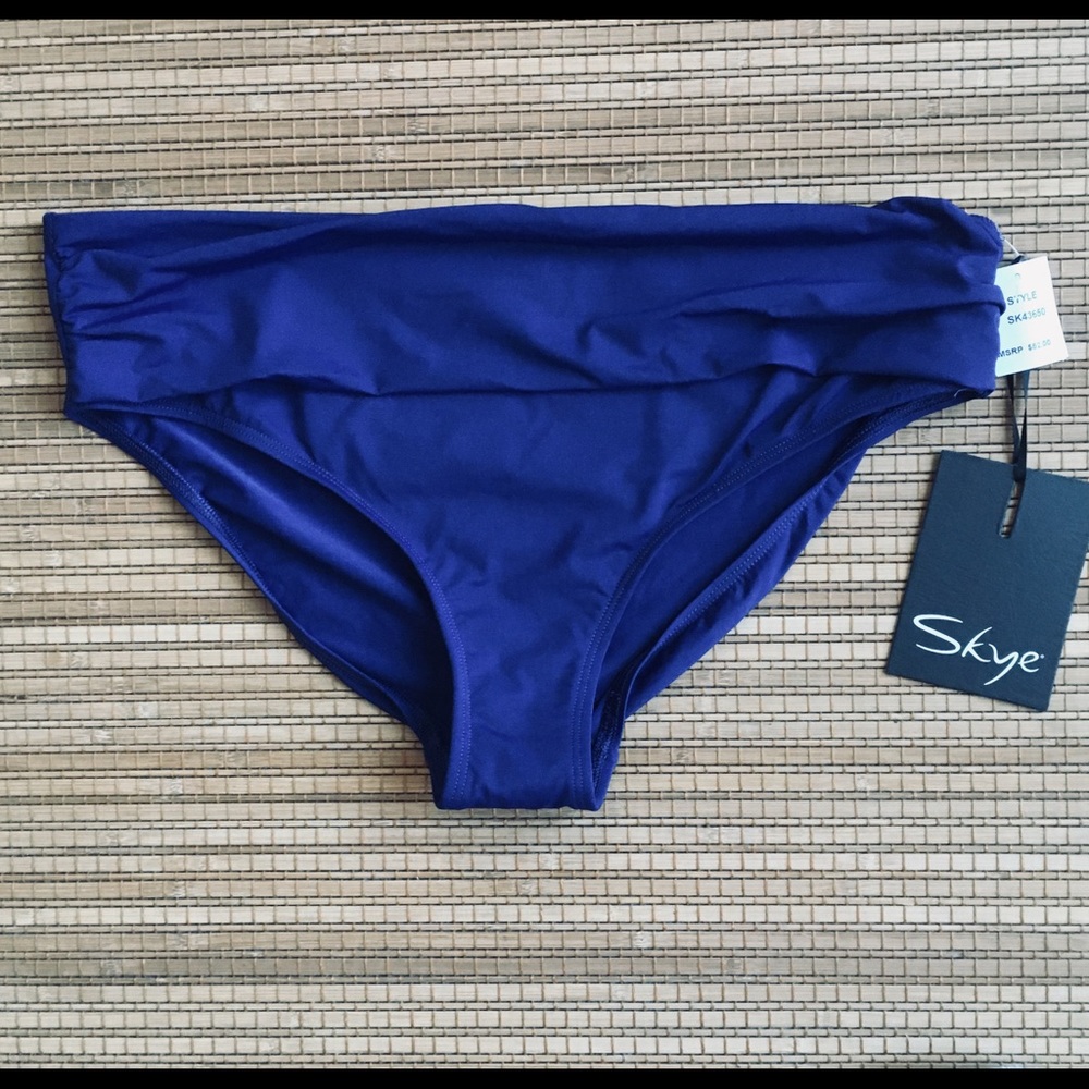 Skye NWT bikini bottoms size XL
